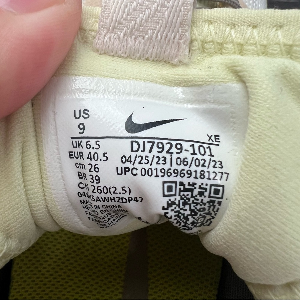 Nike Women's React Pegasus Trail 4 GORE-TEX - Picture 11 of 12